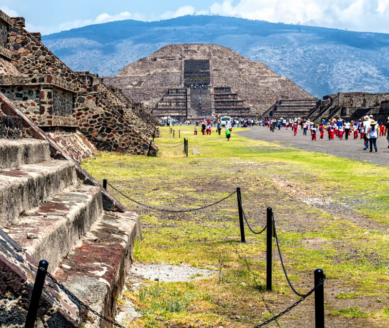 Zona arqueológica Teotihuacan y talleres