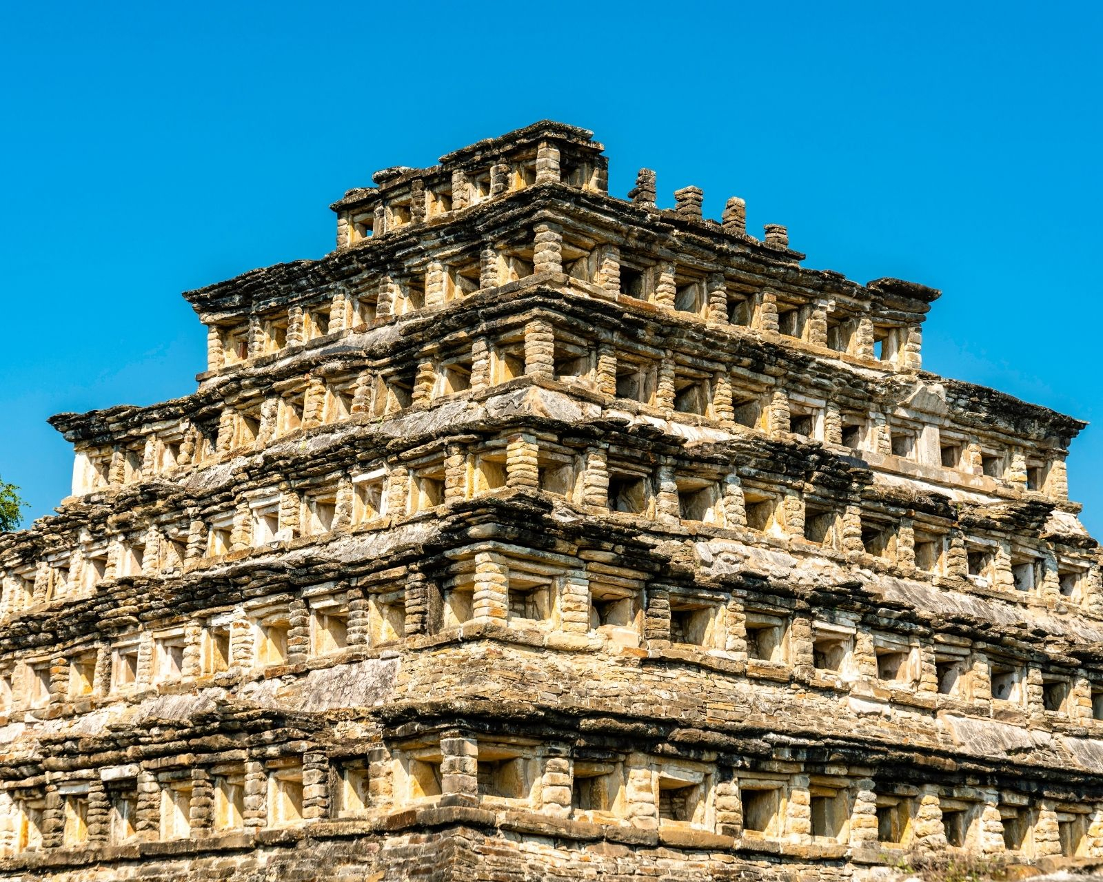 Zona Arqueológica del Tajín y Tecolutla — Kenax Turismo